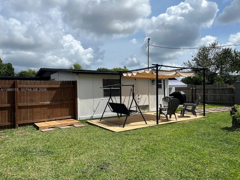 2253 Dordon Drive Melbourne, FL 32935
