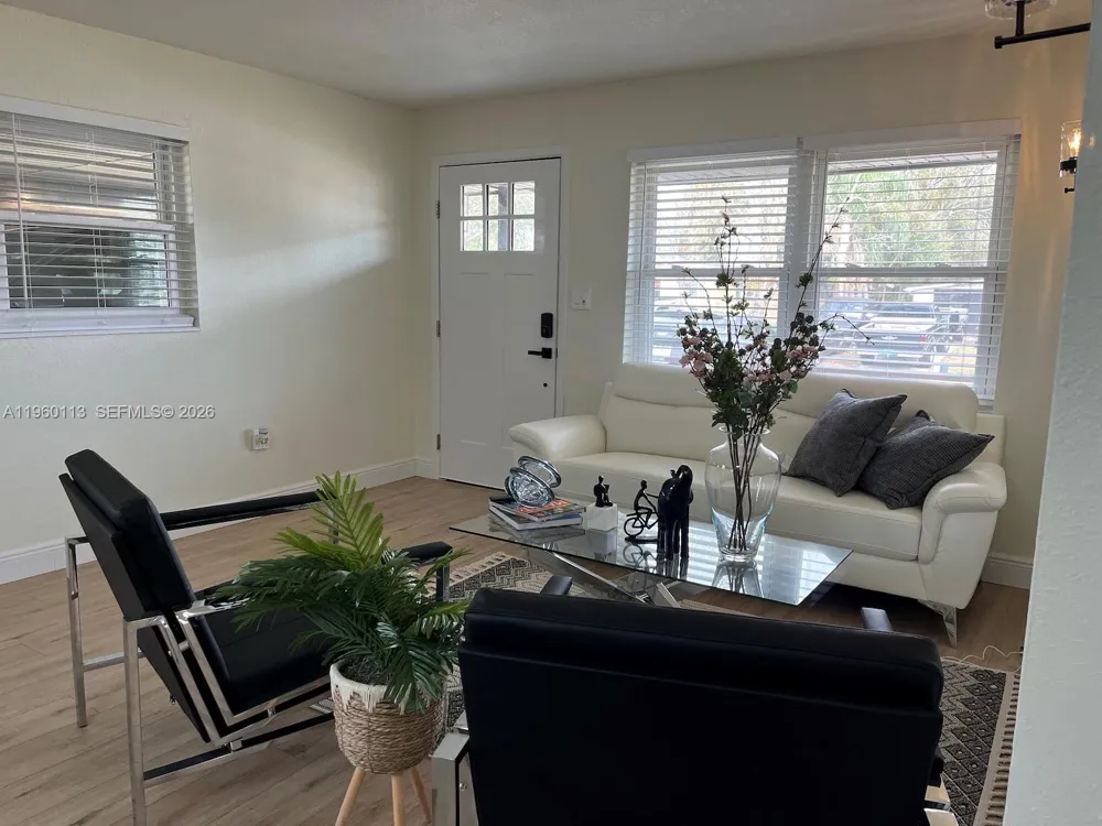 2253 Dordon Drive Melbourne, FL 32935