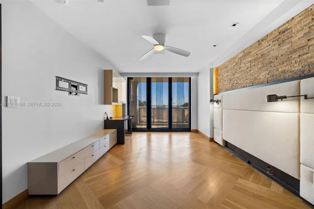 9999 Collins Ave #3E Bal Harbour, FL 33154