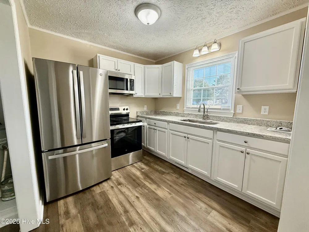 103 Ellenton Avenue Hamlet, NC 28345