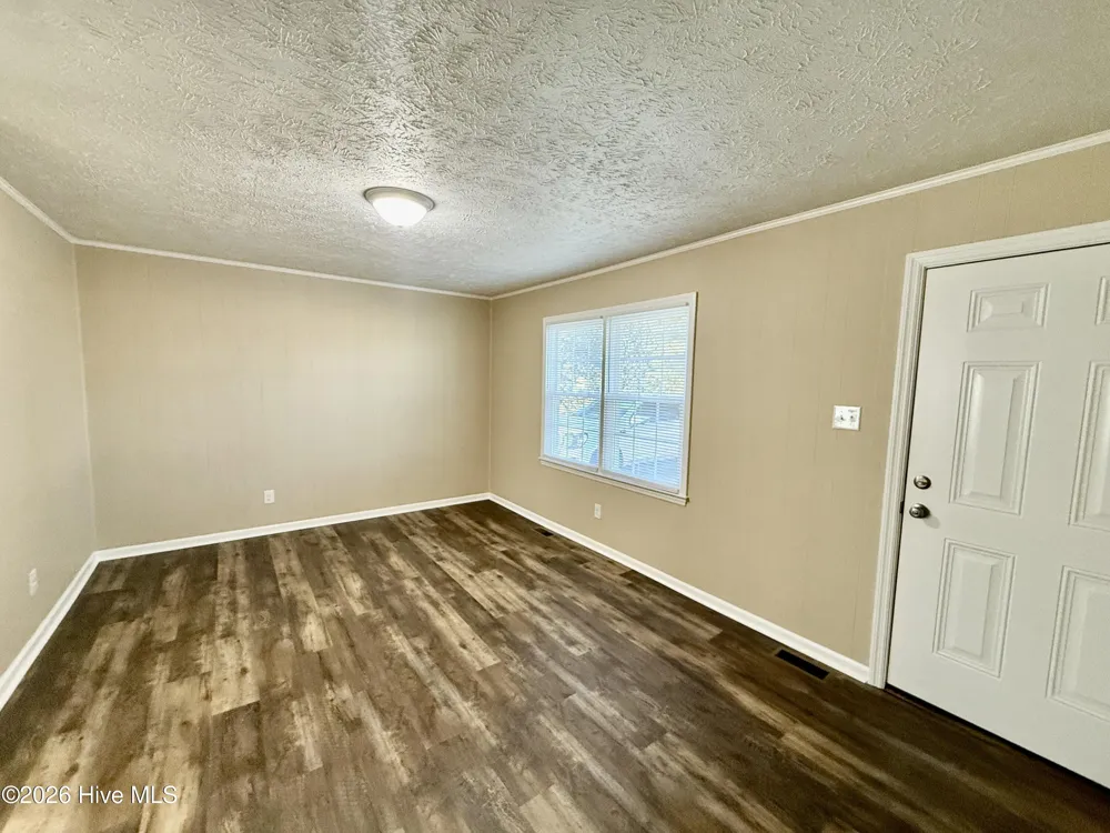 103 Ellenton Avenue Hamlet, NC 28345