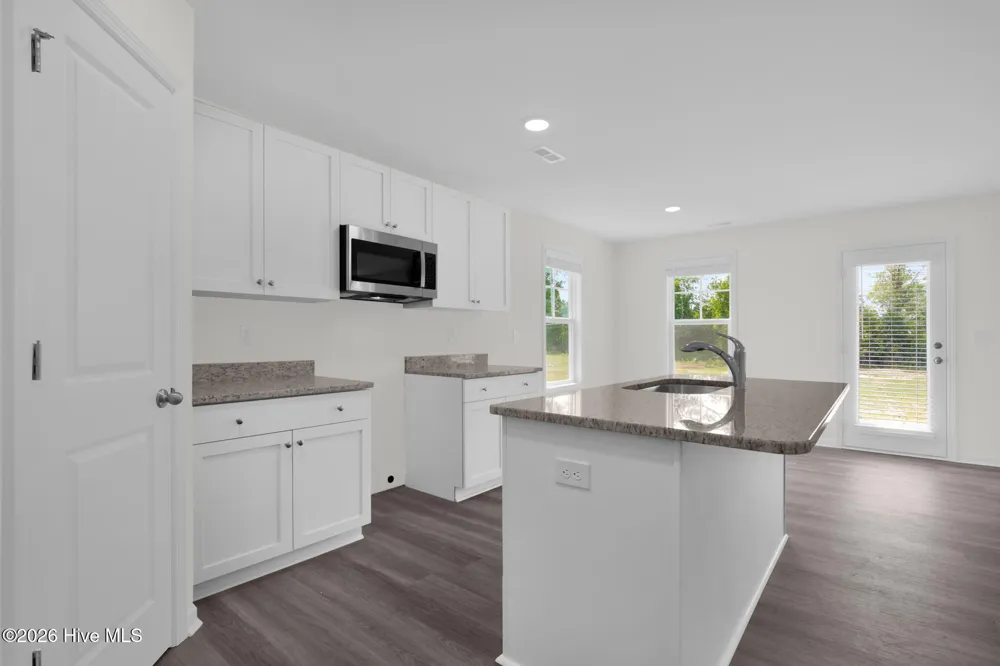 245 Buggy Top Lane Autryville, NC 28318