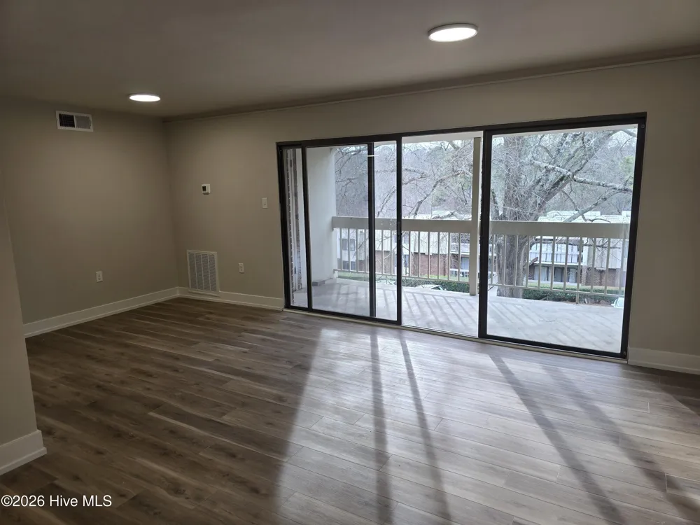 500 Umstead Drive #Unit 306 Chapel Hill, NC 27516