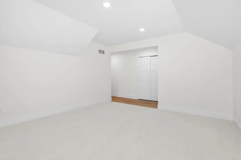 43492 Cottisford Street Northville, MI 48167