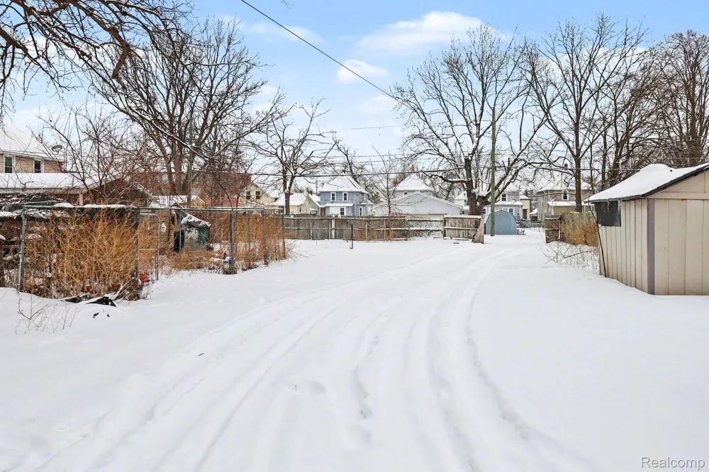 714 W 8TH STREET Monroe City, MI 48161