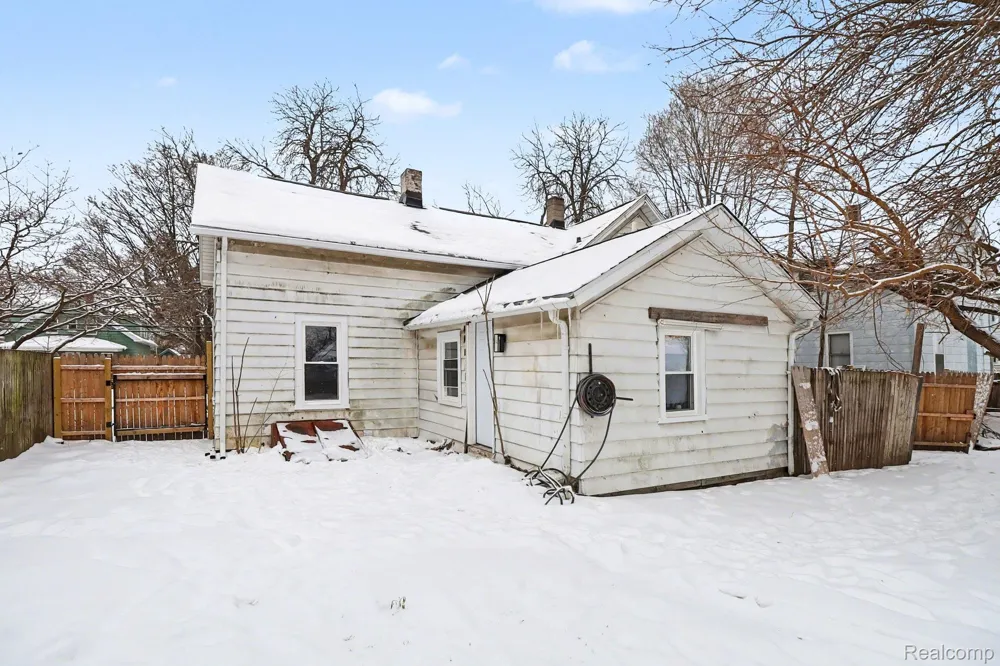 714 W 8TH STREET Monroe City, MI 48161