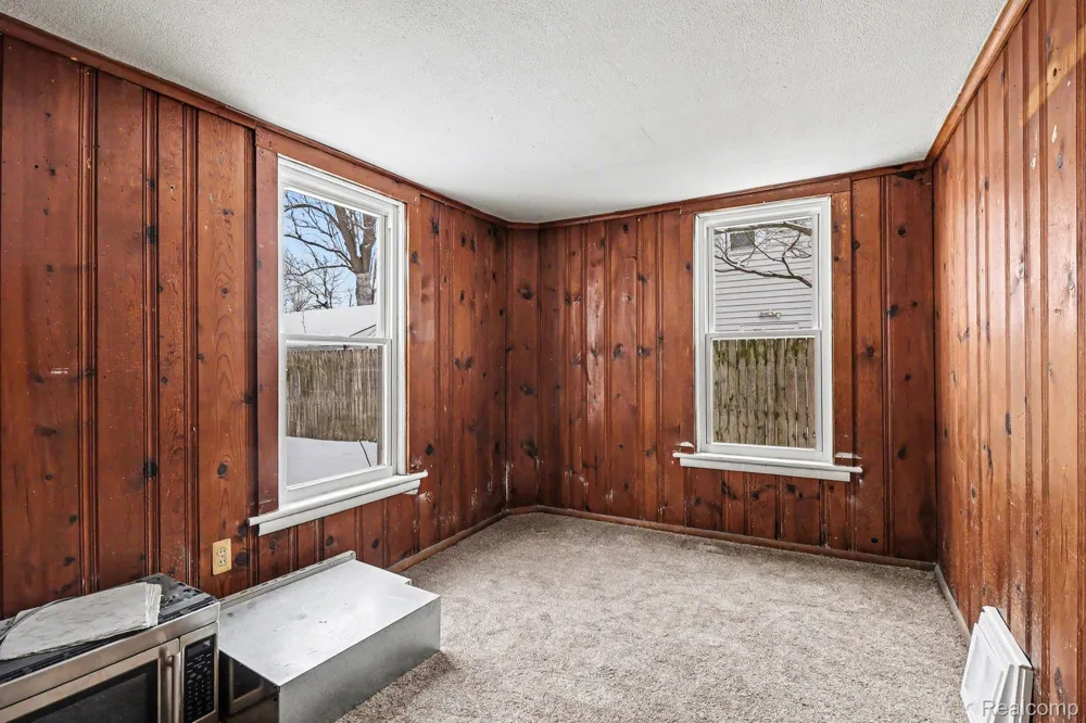 714 W 8TH STREET Monroe City, MI 48161