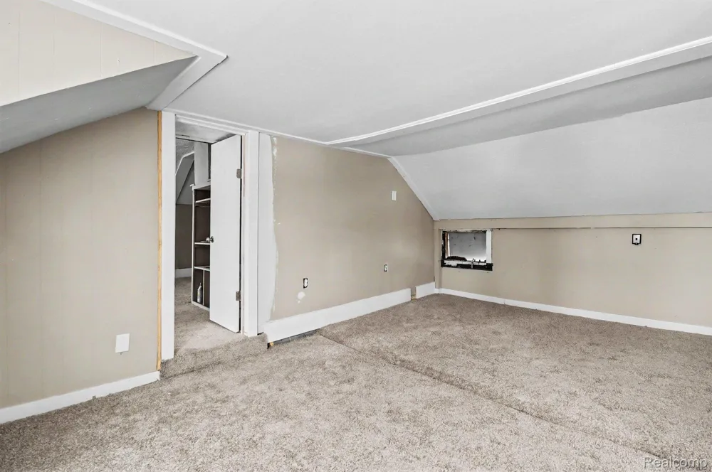 714 W 8TH STREET Monroe City, MI 48161