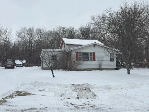 320 Lutzke Road Thomas Township, MI 48609