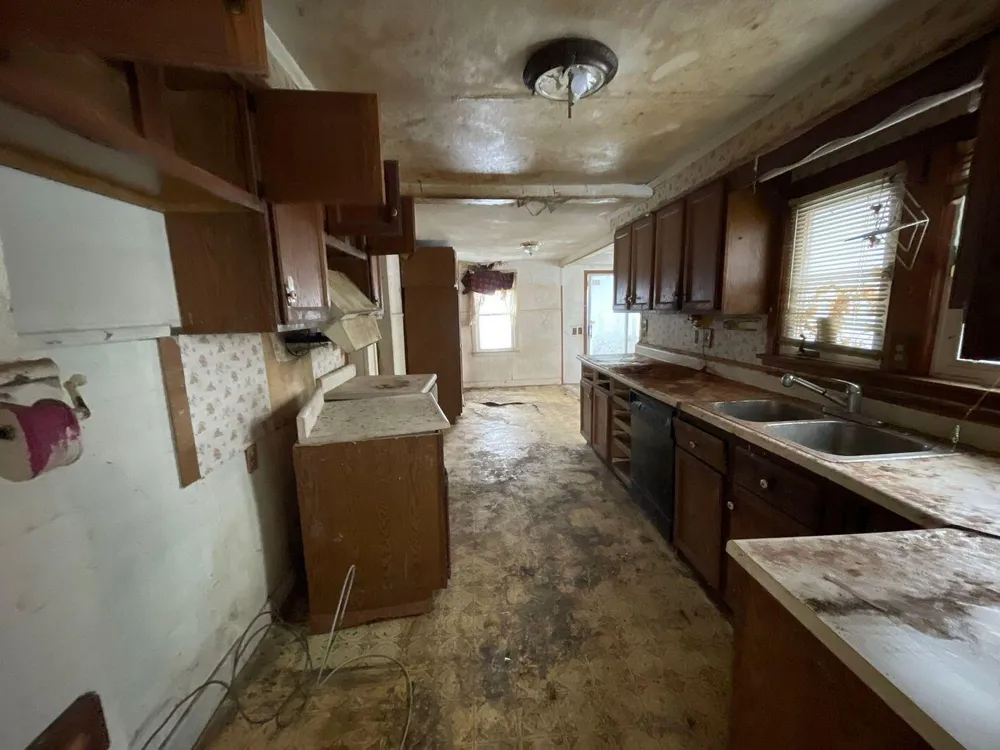 320 Lutzke Road Thomas Township, MI 48609
