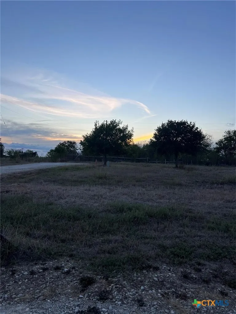 2 Horseshoe Drive Gonzales, TX 78629