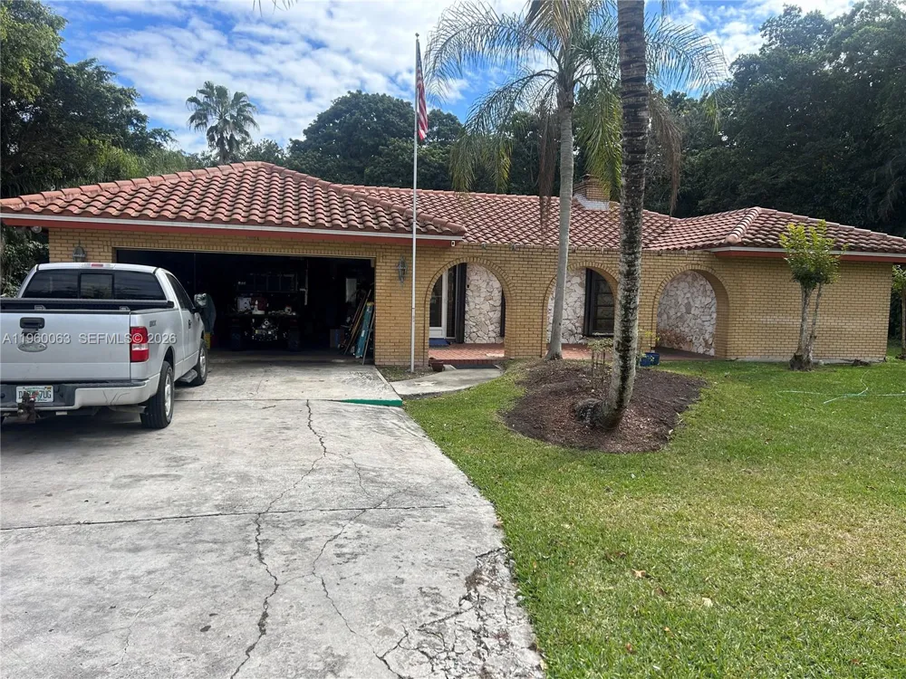 4900 SW 178th ave Southwest Ranches, FL 33331