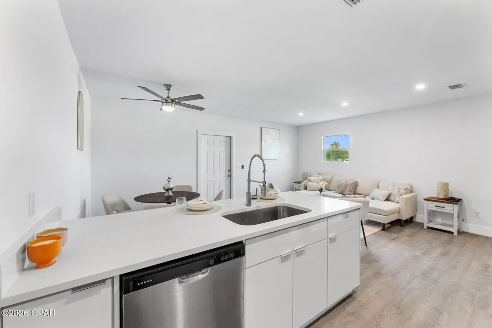 6746 Cherry Street Callaway, FL 32404