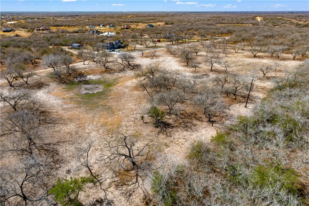 53 Sunny Vale Mathis, TX 78368