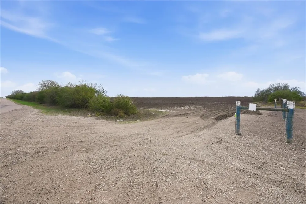 County Road 211 Alice, TX 78332