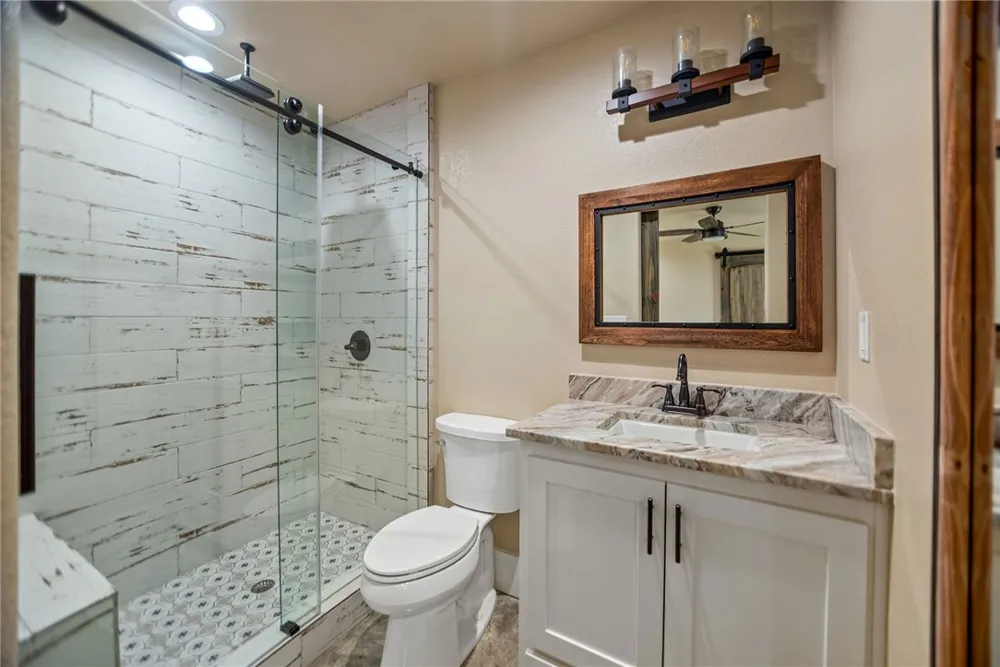 82 Circle Hook Port O'Connor, TX 77982