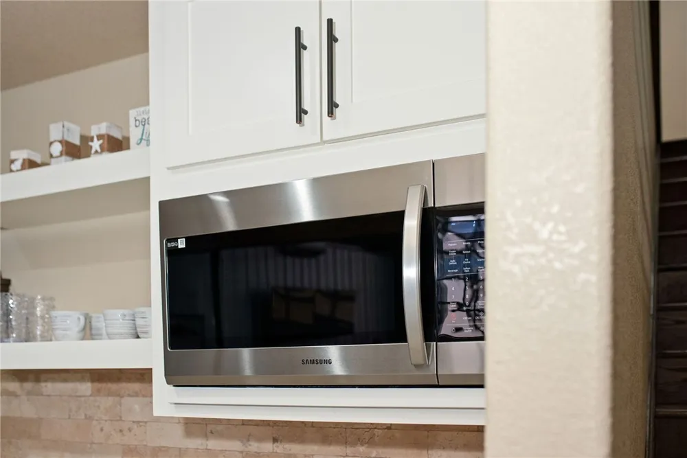 82 Circle Hook Port O'Connor, TX 77982
