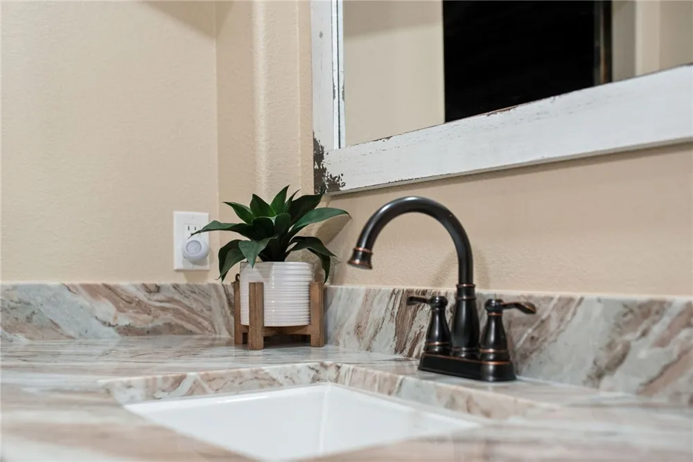 82 Circle Hook Port O'Connor, TX 77982