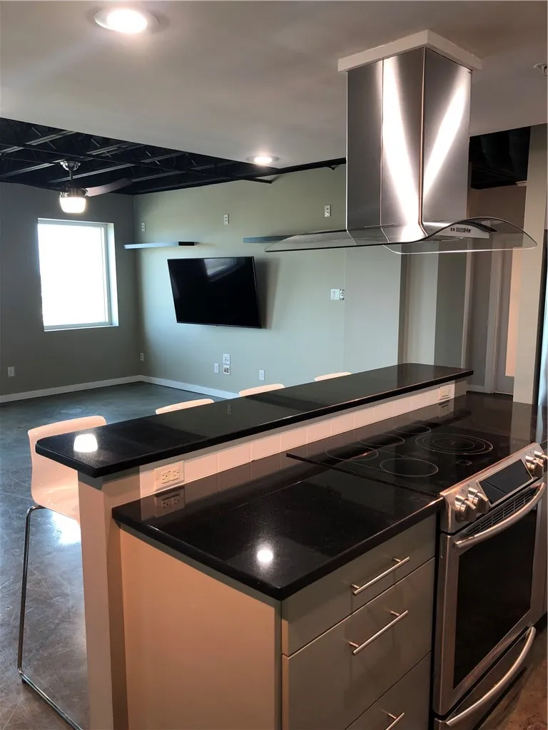 901 Upper Broadway Street #306 Corpus Christi, TX 78401