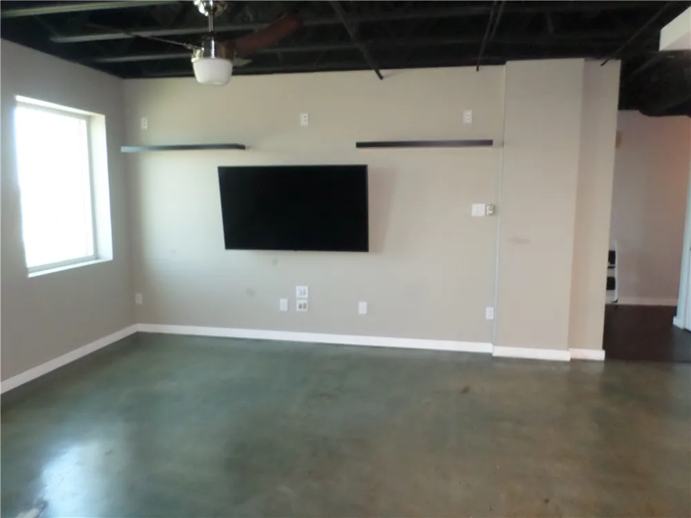 901 Upper Broadway Street #306 Corpus Christi, TX 78401