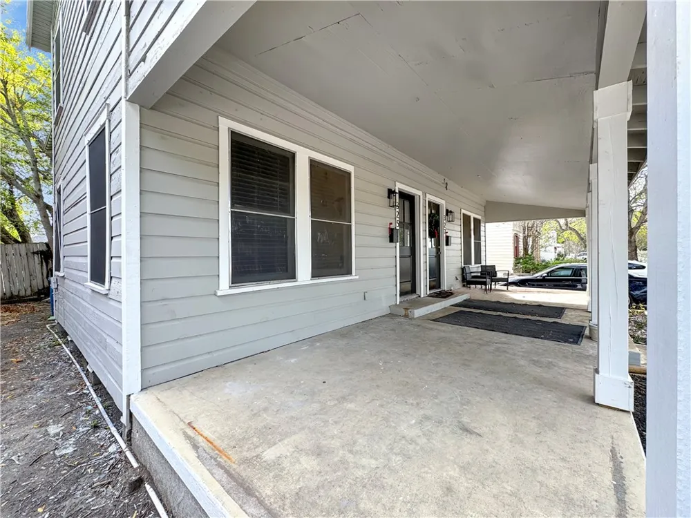 325 Louisiana Avenue Corpus Christi, TX 78404