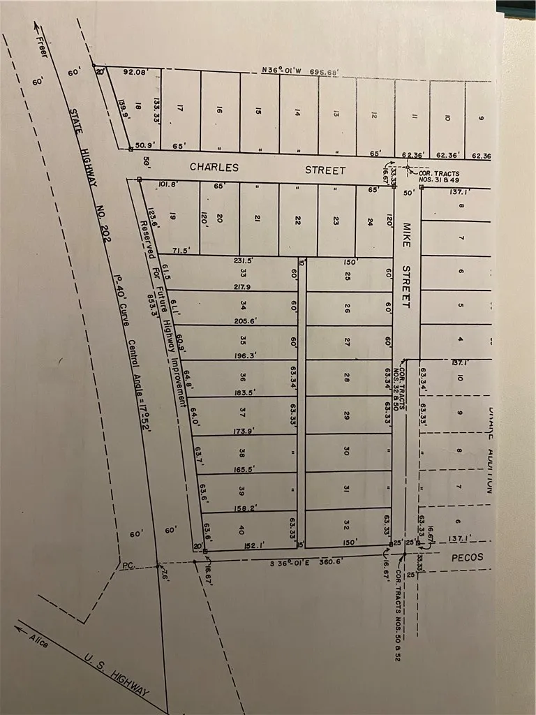 104 Charles Street S George West, TX 78022