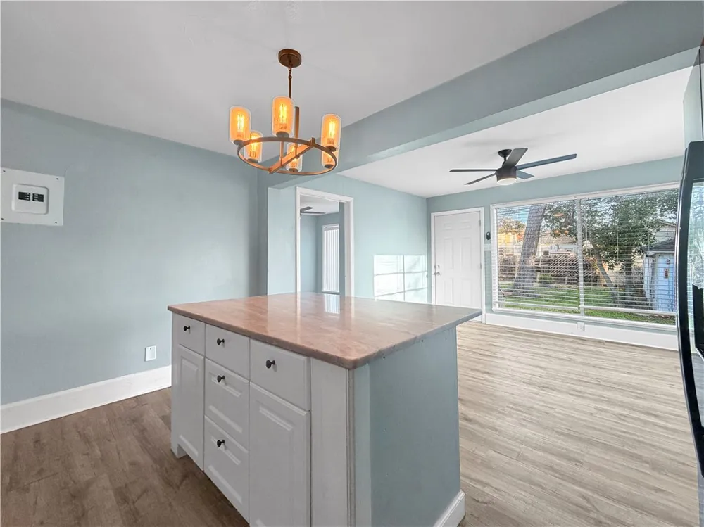 407 Palmero Street Corpus Christi, TX 78404