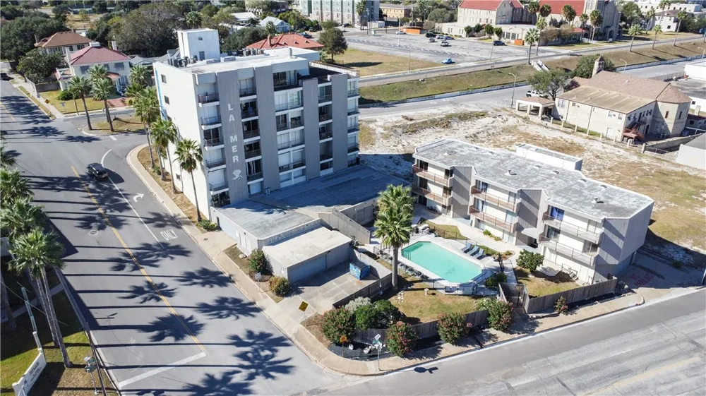 520 S Chaparral Street #204 Corpus Christi, TX 78401