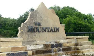 3088 Mountain Drive