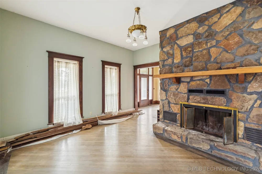 303 Smith Vinita, OK 74301