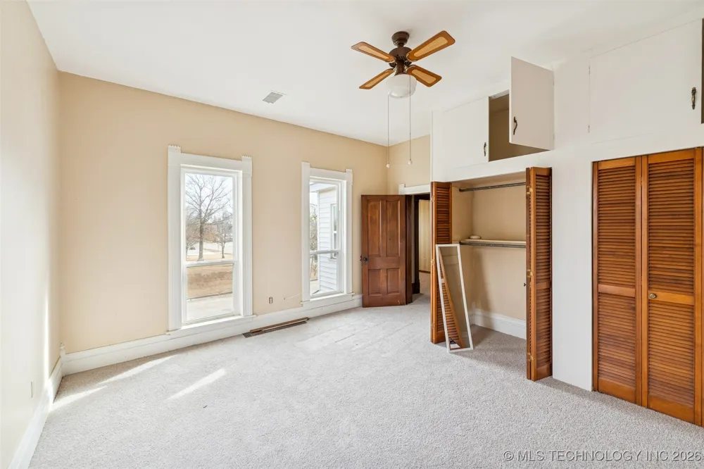 303 Smith Vinita, OK 74301