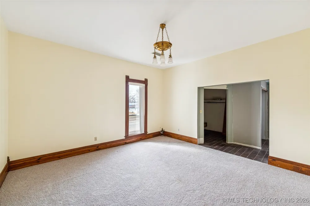 303 Smith Vinita, OK 74301