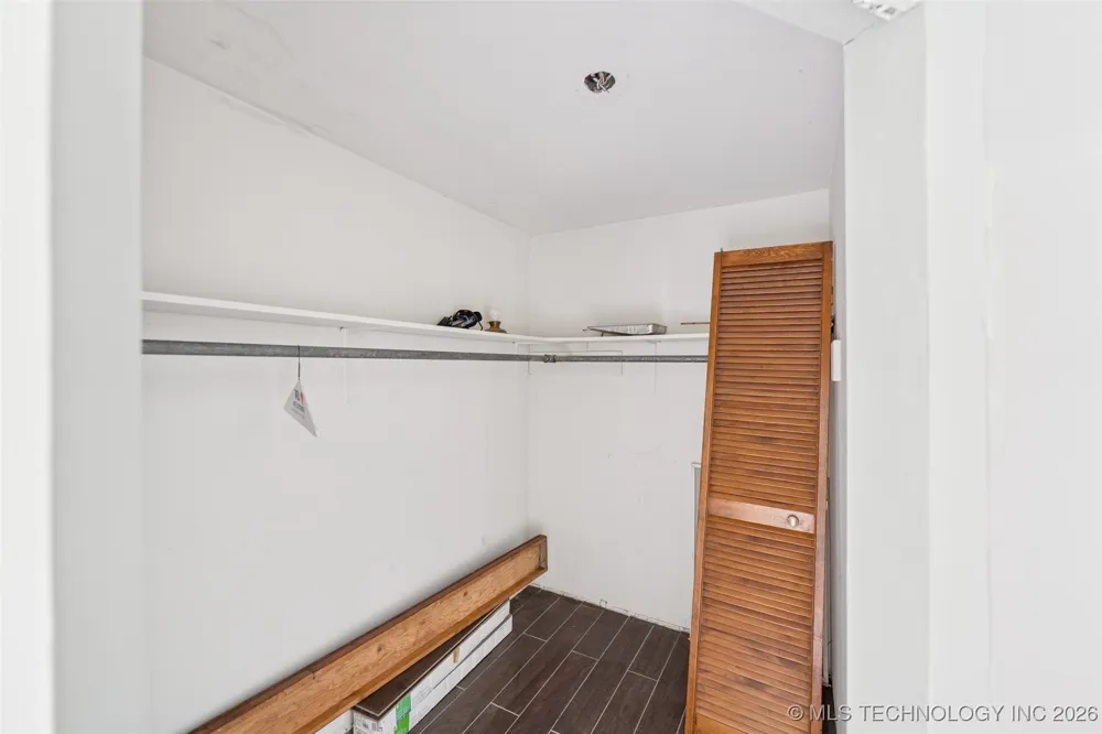 303 Smith Vinita, OK 74301