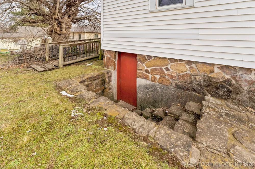 303 Smith Vinita, OK 74301