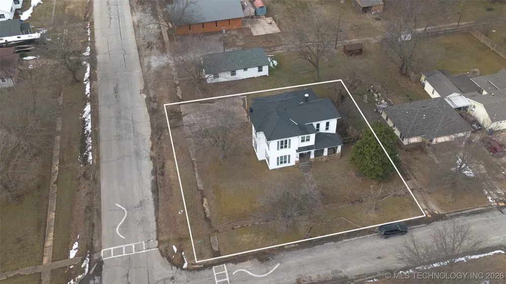 303 Smith Vinita, OK 74301