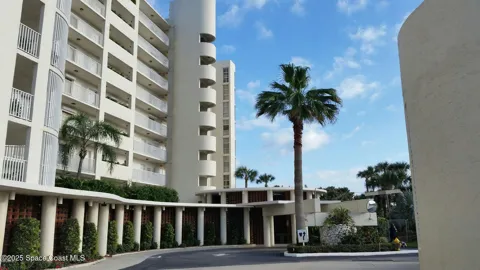 2225 Highway A1a #403