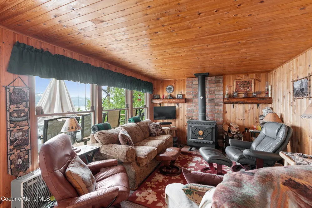2559 W CLIFFDWELLERS DRIVE Worley, ID 83876