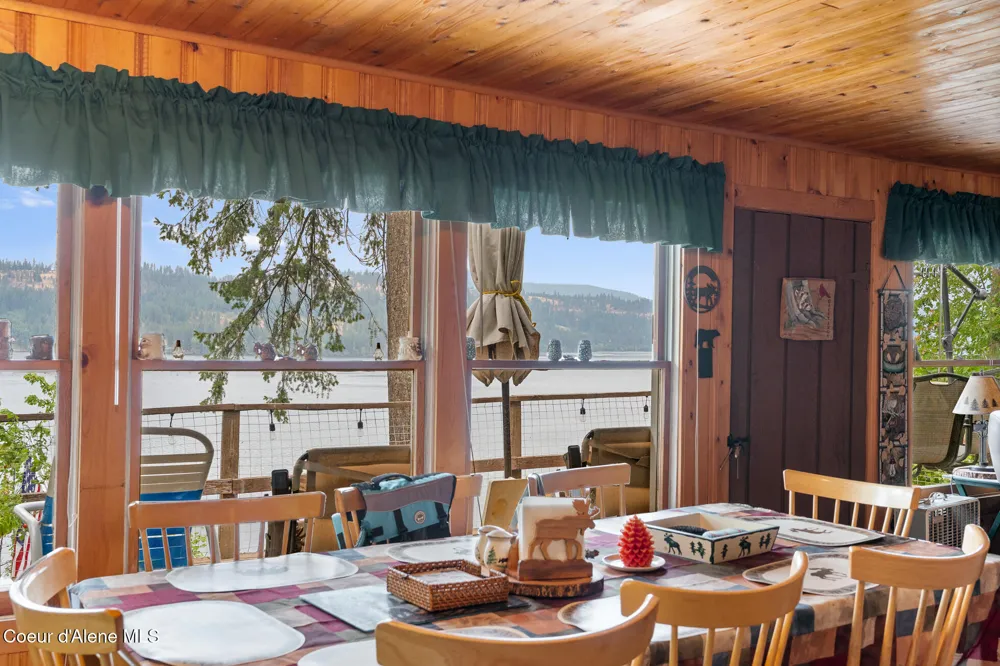 2559 W CLIFFDWELLERS DRIVE Worley, ID 83876