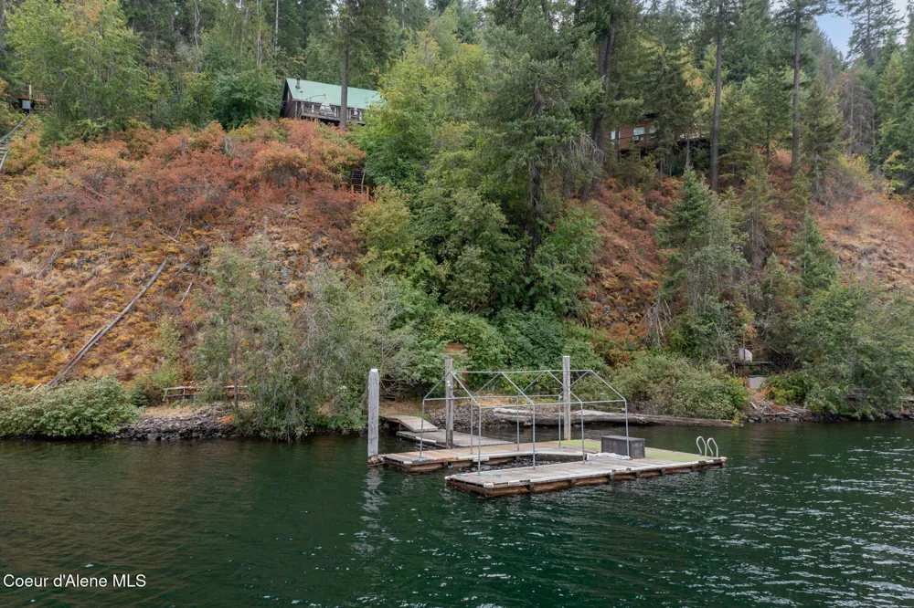 2559 W CLIFFDWELLERS DRIVE Worley, ID 83876