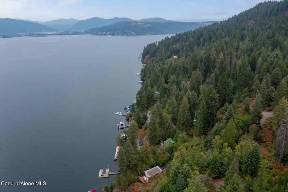 2559 W CLIFFDWELLERS DRIVE Worley, ID 83876