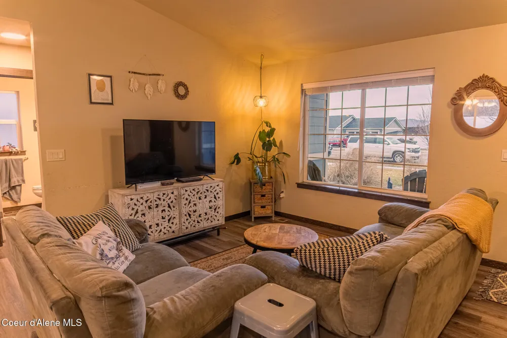 109 W Tennessee Avenue Post Falls, ID 83854