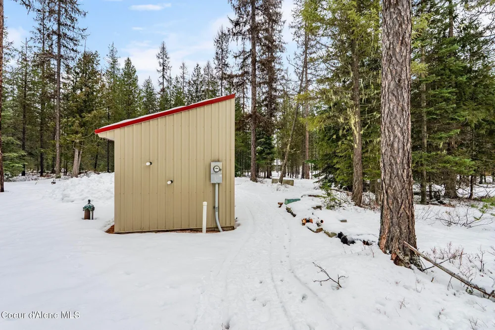 279 Tracy Lane Priest River, ID 83856