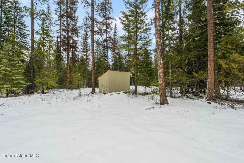 279 Tracy Lane Priest River, ID 83856