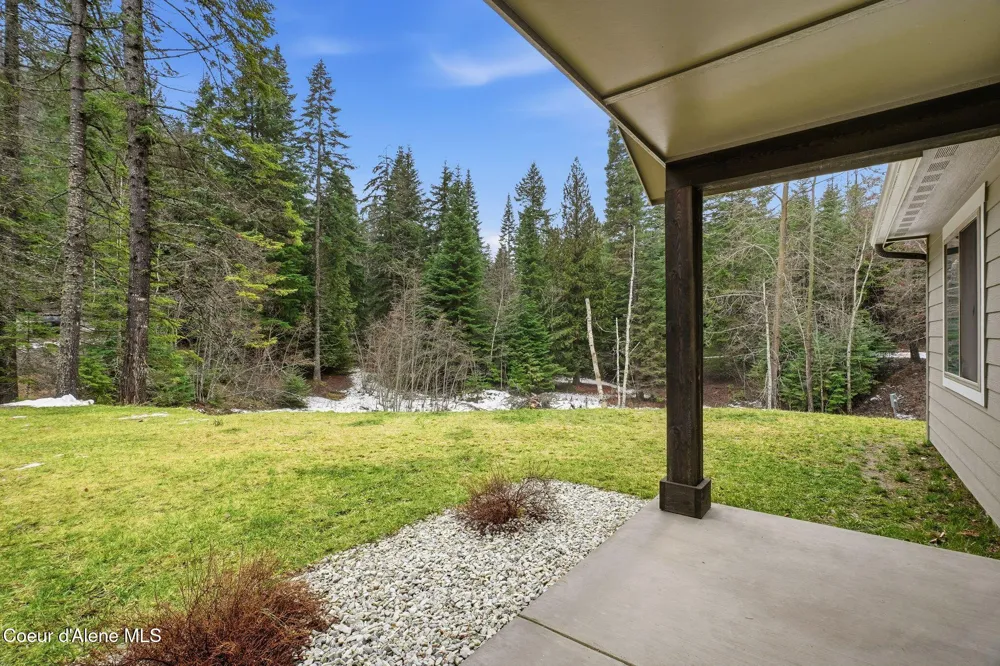 12053 Dufort Road Priest River, ID 83856