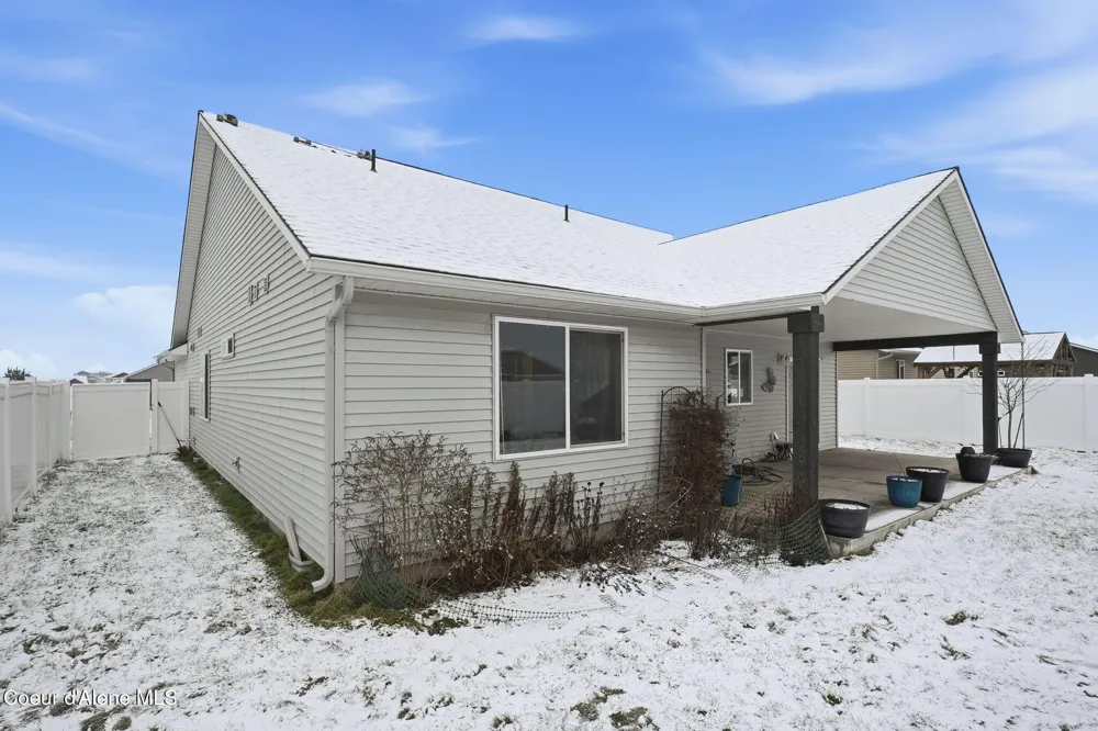 5830 W Irish Drive Rathdrum, ID 83858