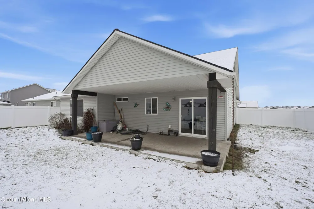 5830 W Irish Drive Rathdrum, ID 83858