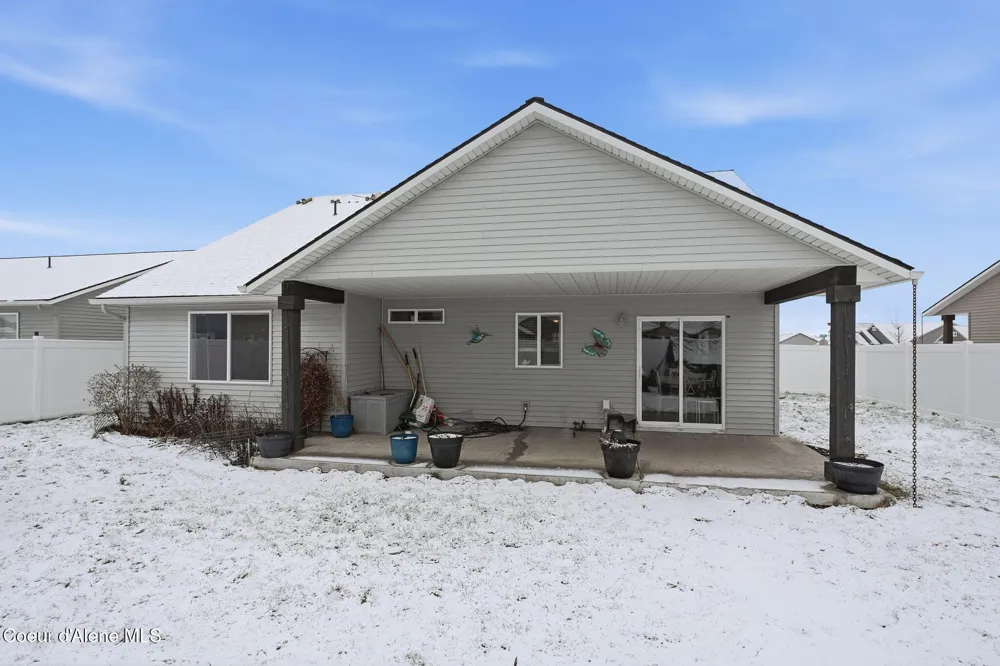 5830 W Irish Drive Rathdrum, ID 83858