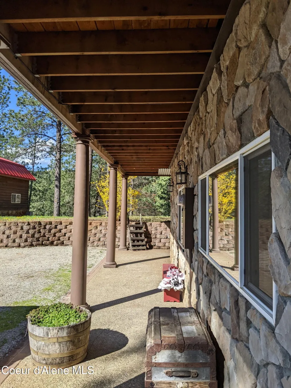 483 Paradise Lane Pinehurst, ID 83850