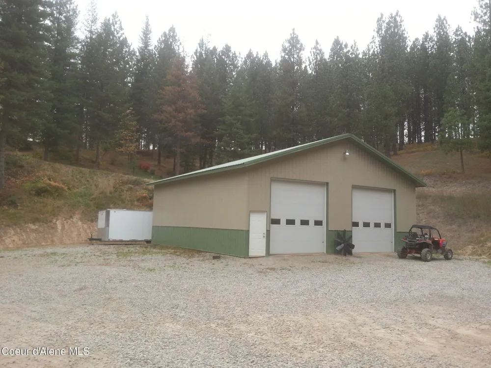 483 Paradise Lane Pinehurst, ID 83850