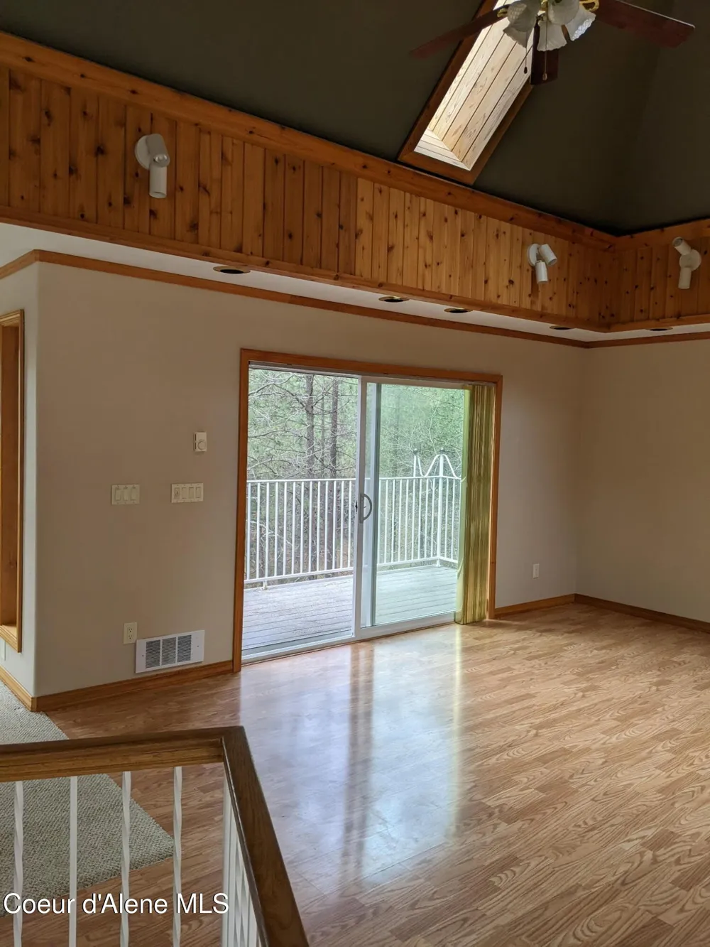 483 Paradise Lane Pinehurst, ID 83850